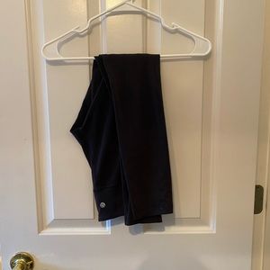 Lululemon wunder under black leggings